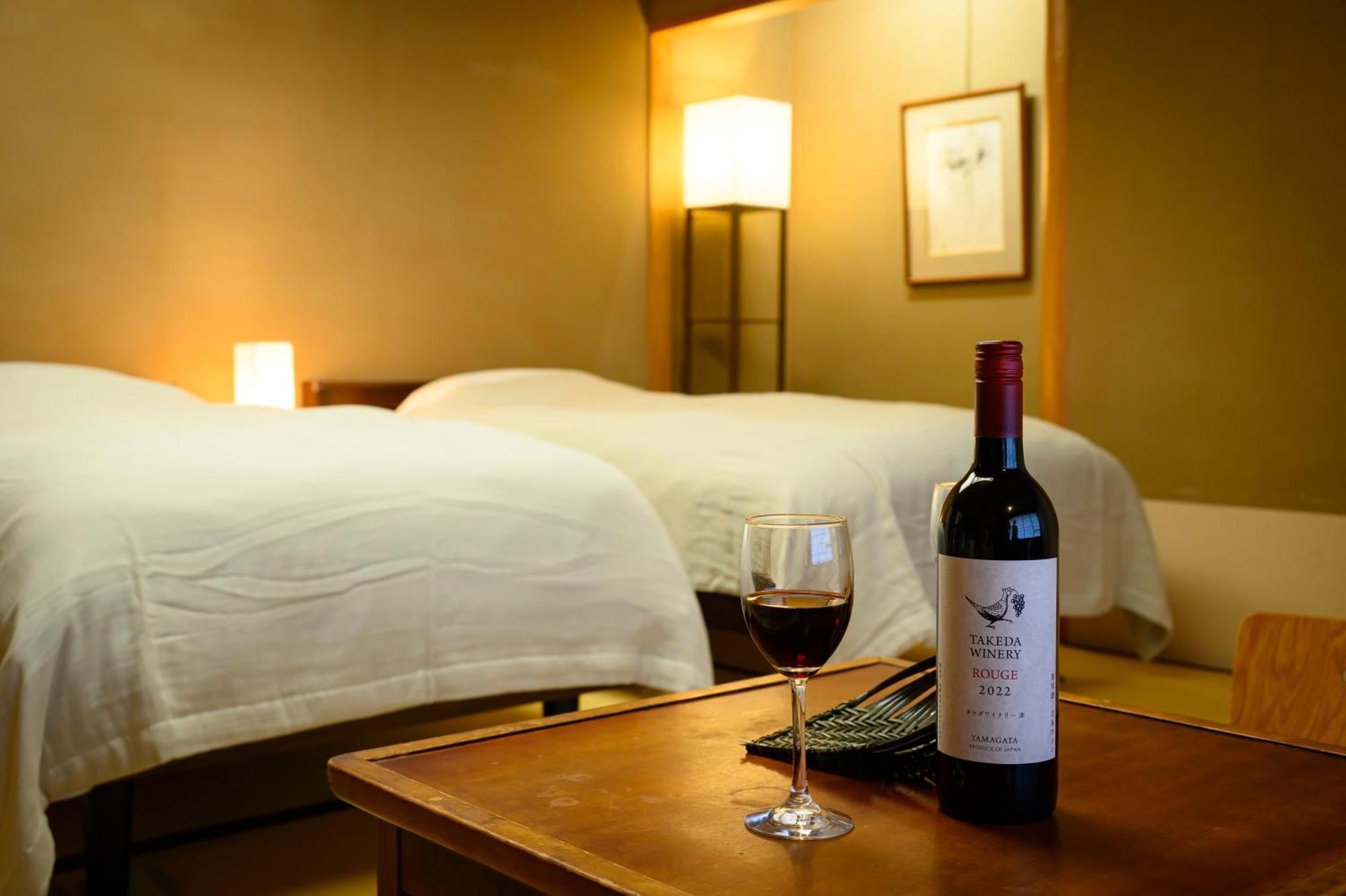 Senkeien Tsukioka Hotel Kaminoyama Ngoại thất bức ảnh