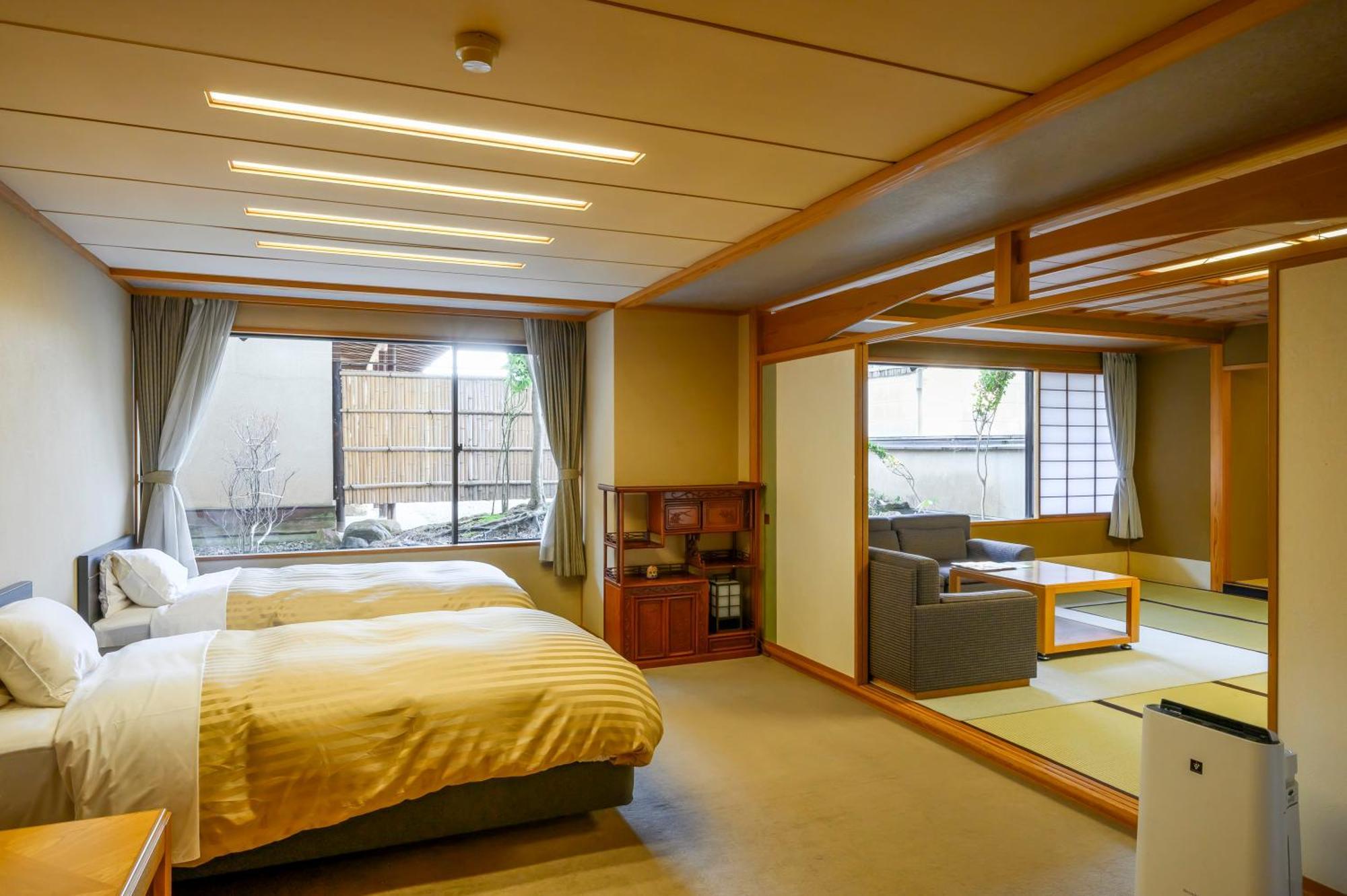Senkeien Tsukioka Hotel Kaminoyama Ngoại thất bức ảnh