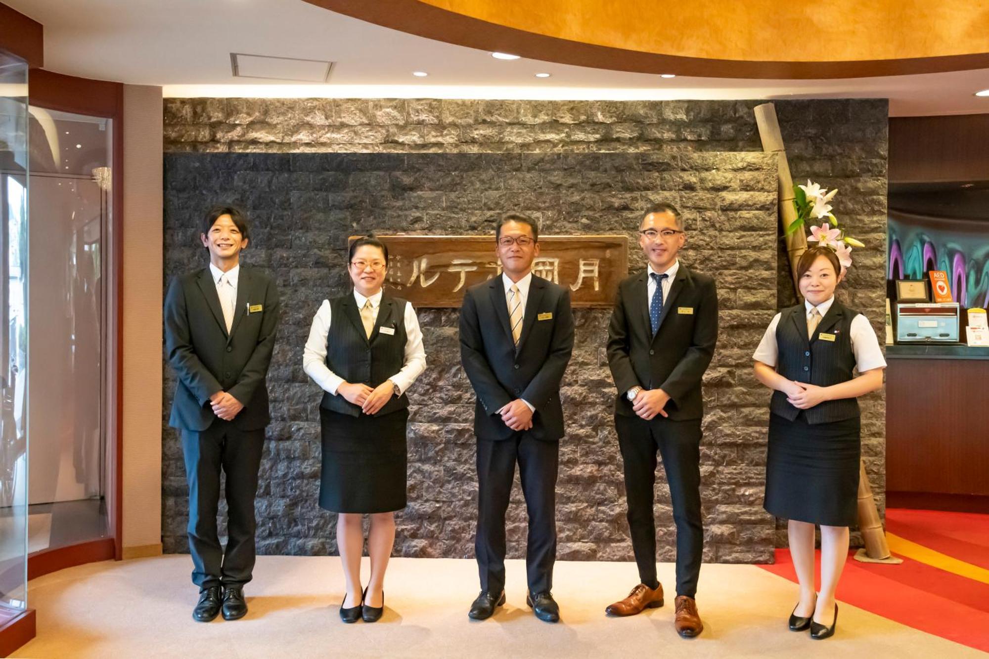 Senkeien Tsukioka Hotel Kaminoyama Ngoại thất bức ảnh