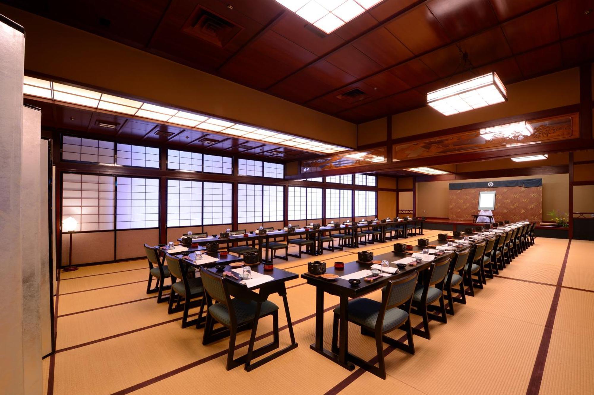 Senkeien Tsukioka Hotel Kaminoyama Ngoại thất bức ảnh