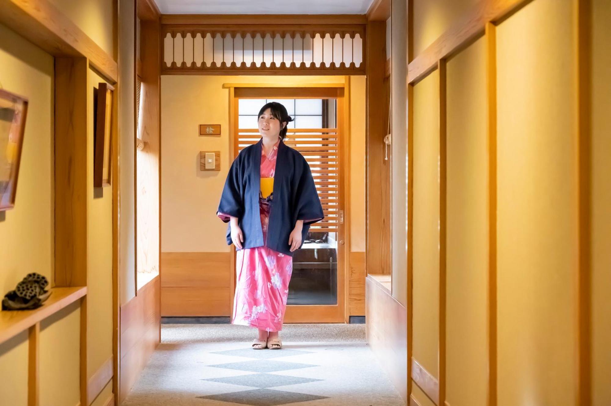 Senkeien Tsukioka Hotel Kaminoyama Ngoại thất bức ảnh