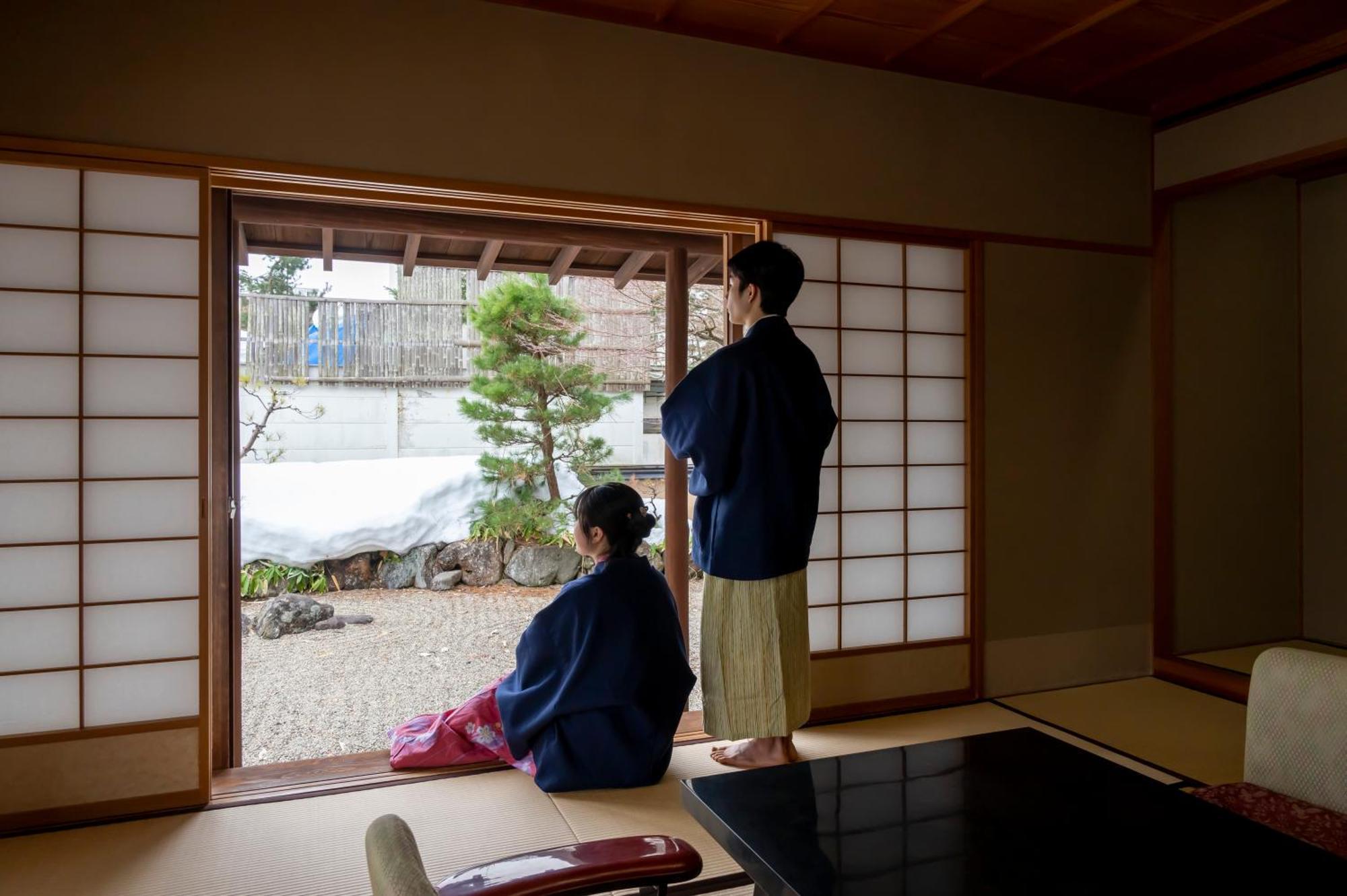 Senkeien Tsukioka Hotel Kaminoyama Ngoại thất bức ảnh
