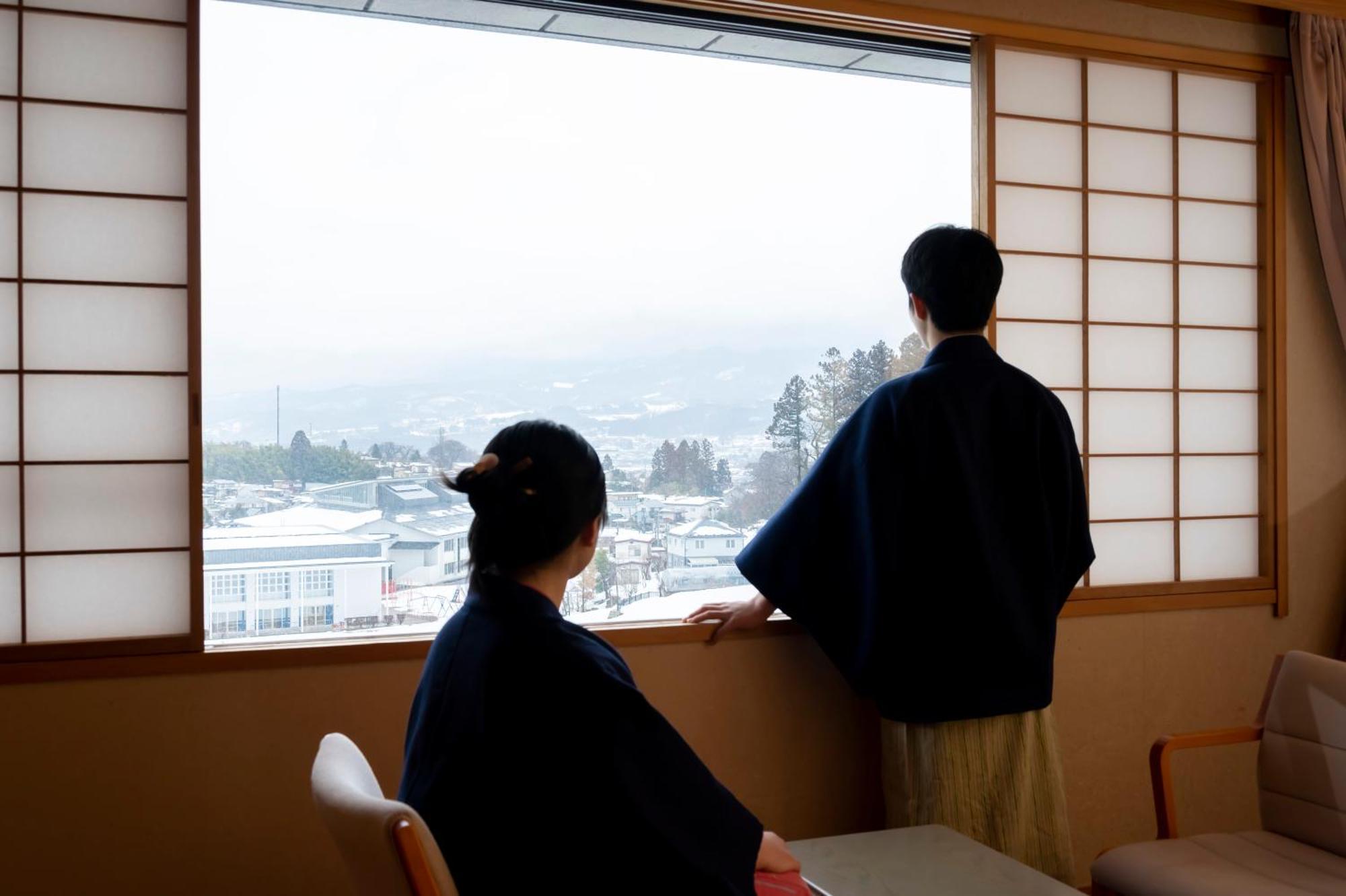 Senkeien Tsukioka Hotel Kaminoyama Ngoại thất bức ảnh
