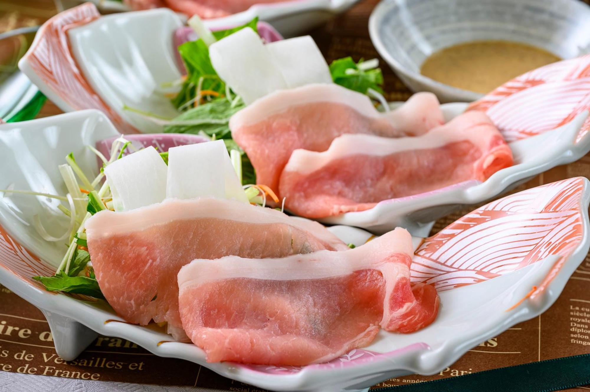 Senkeien Tsukioka Hotel Kaminoyama Ngoại thất bức ảnh